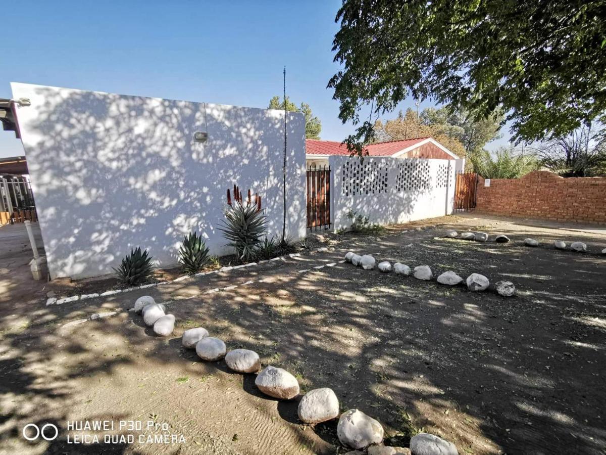 Calvinia Akkerdam Bed And Breakfast المظهر الخارجي الصورة